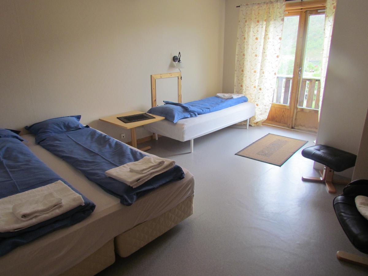 Boazovazzi Motel Lodingen Kültér fotó